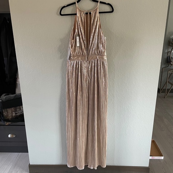 NWT Gold "lame" full length formal gown - Picture 2 of 3
